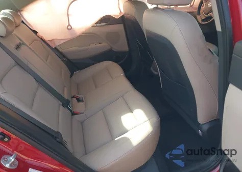 2017 Hyundai Elantra Limited z USA, uszkodzony, nr VIN KMHD84LF5HU067047